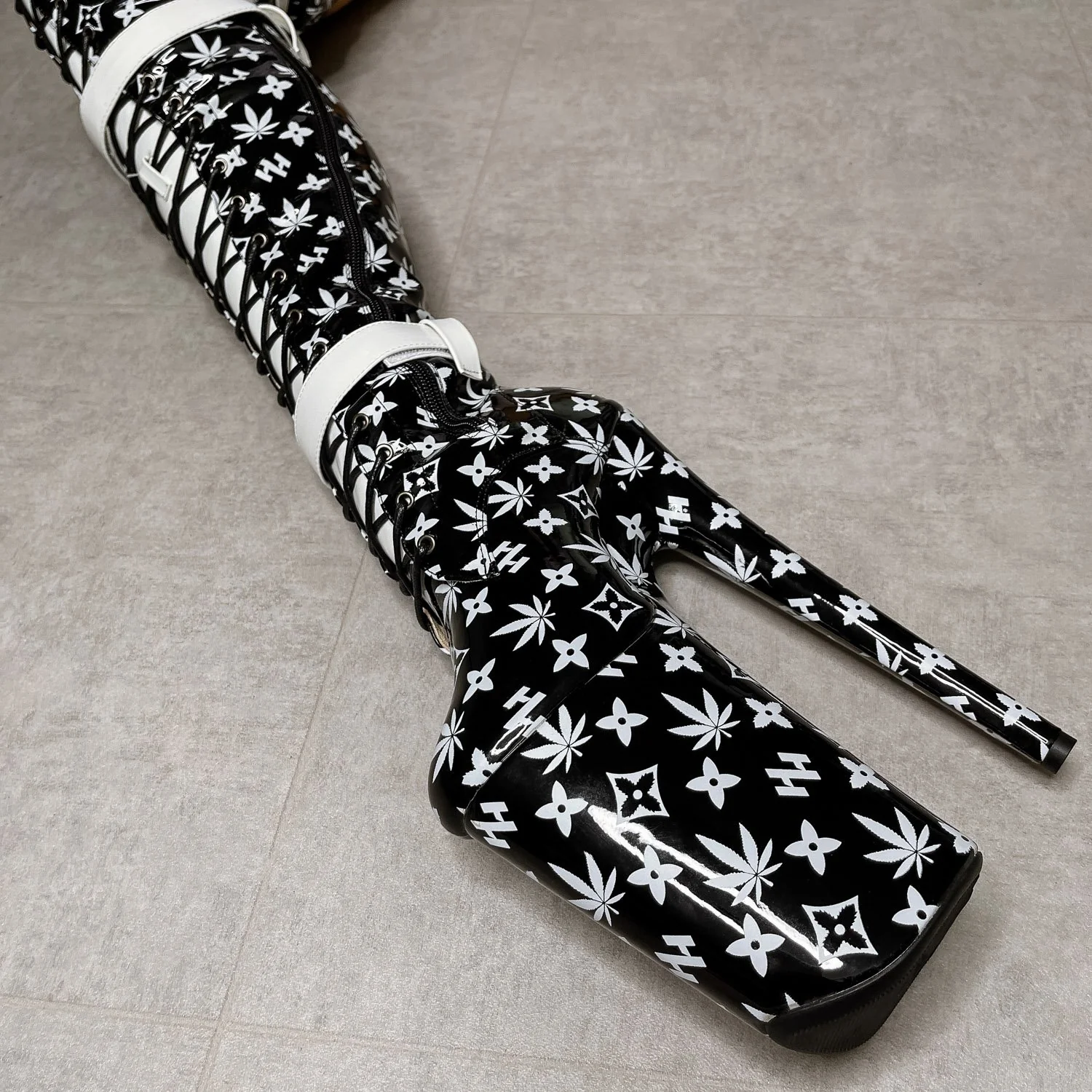 Branded Thigh High - Black - 9 INCH - Image 4