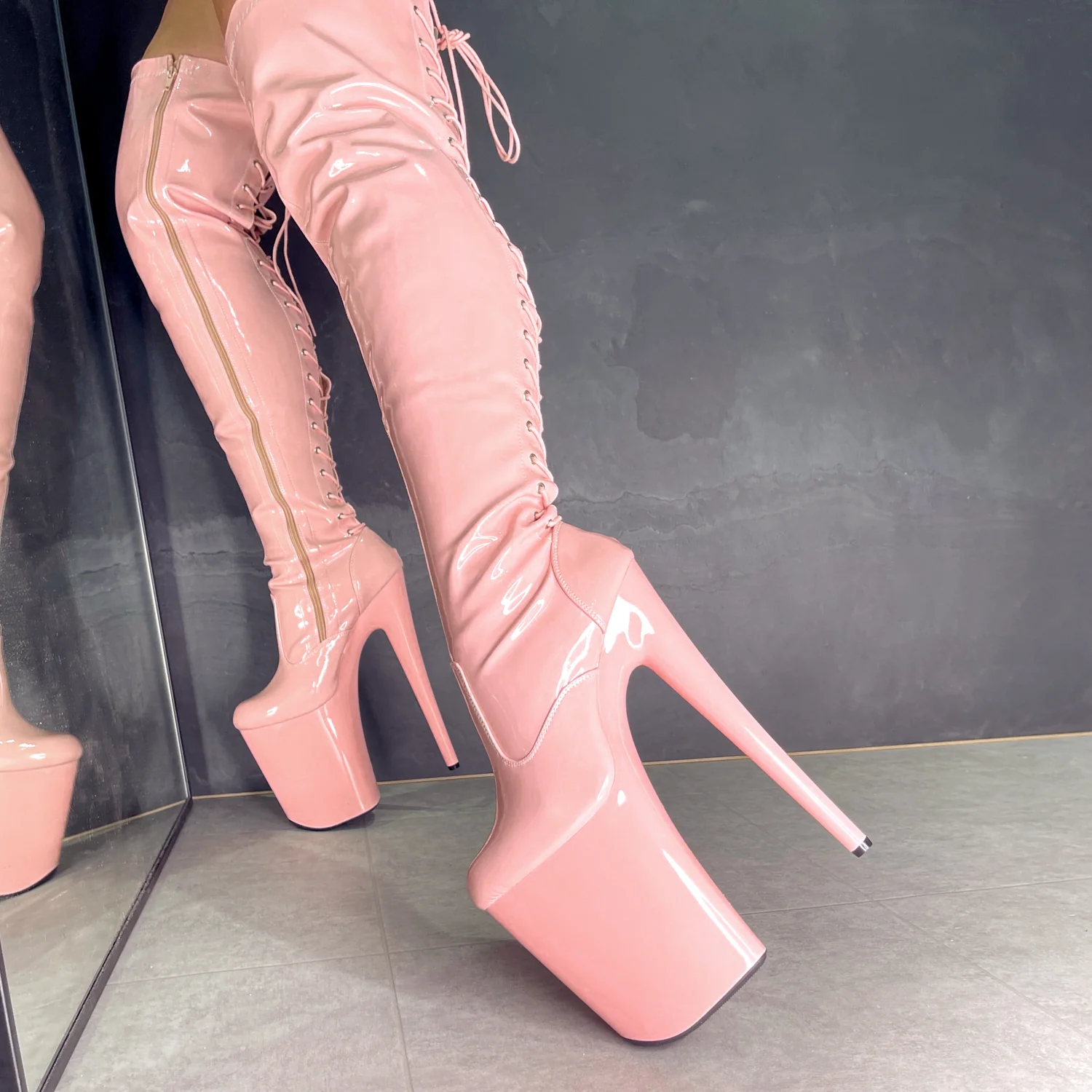 LipKit Thicc Thigh High - Candy Shop  - 9 INCH - Image 6